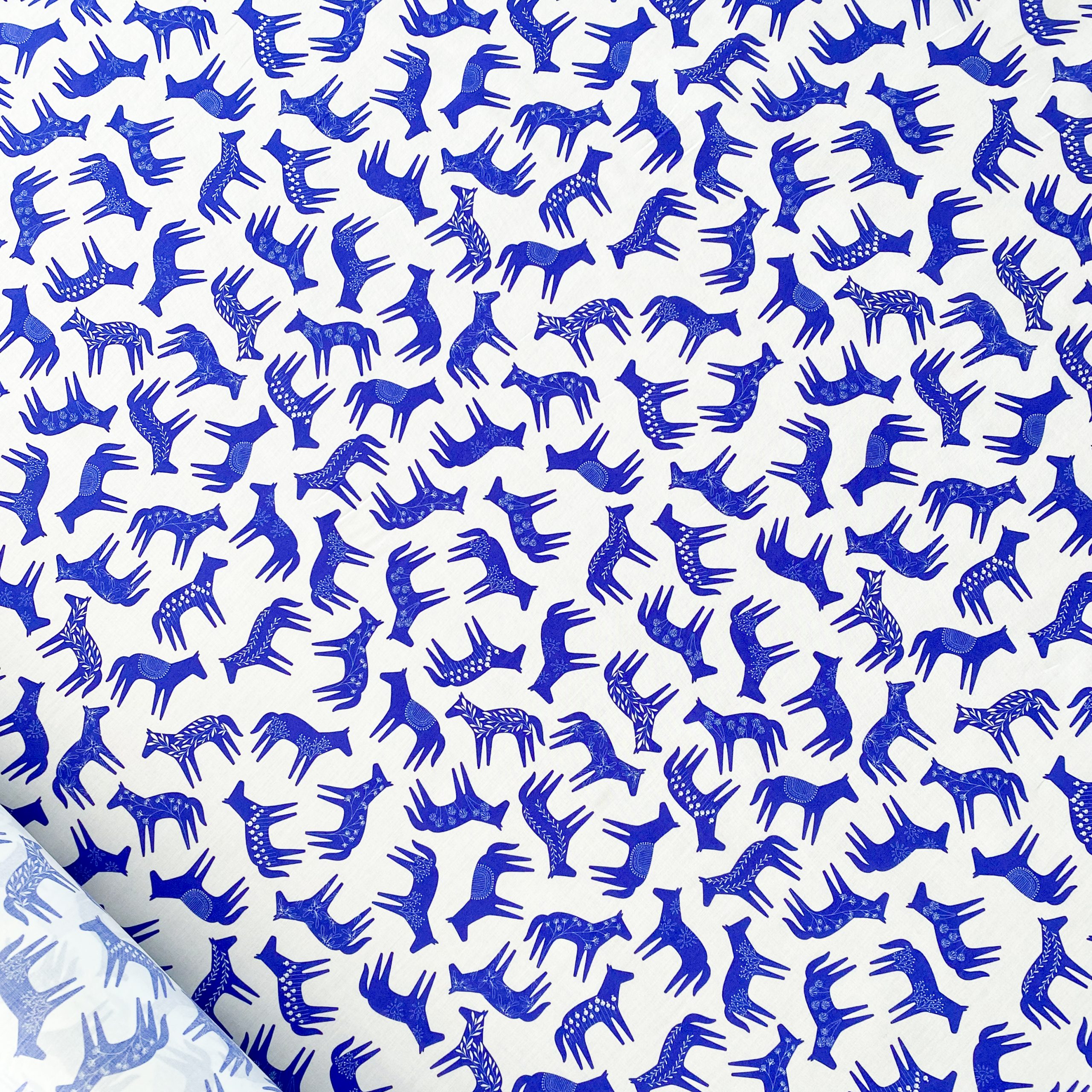 Tela de Voile 100% Algodón Orgánico Blue Horses