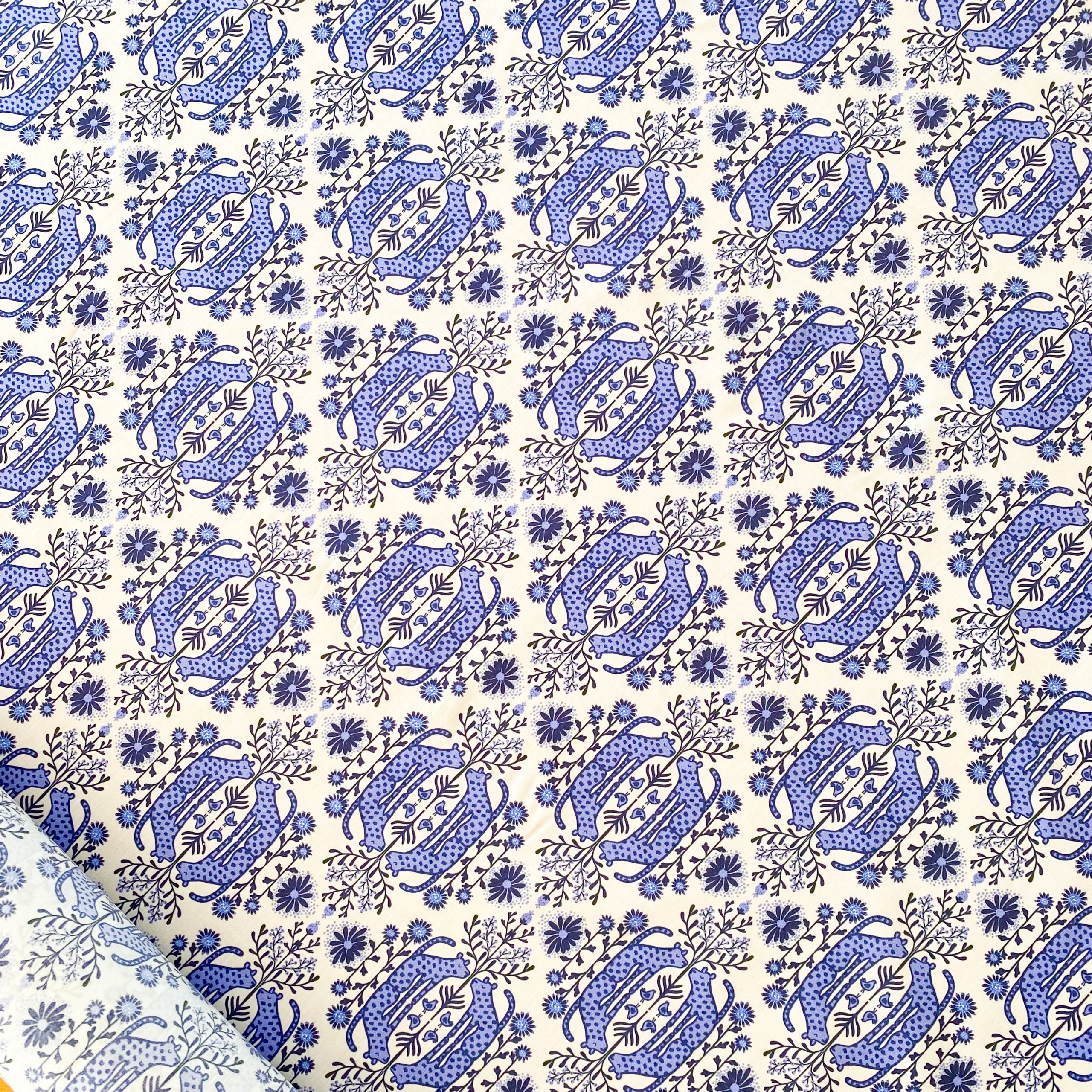 Tela de Voile 100% Algodón Orgánico Leopard Tiles