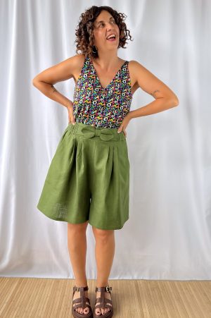 Short Lino Verde Oliva