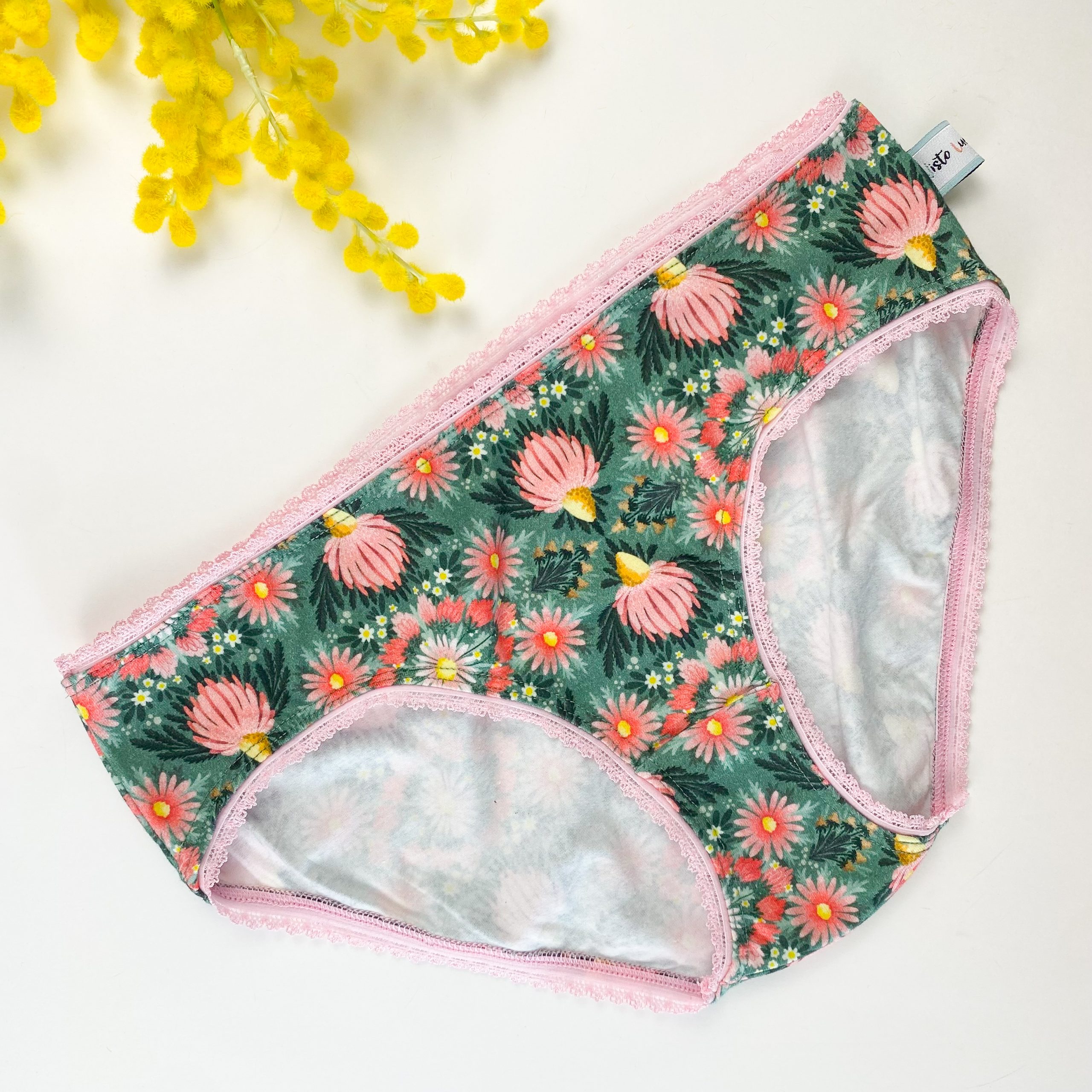 Braguitas Pink Bloom